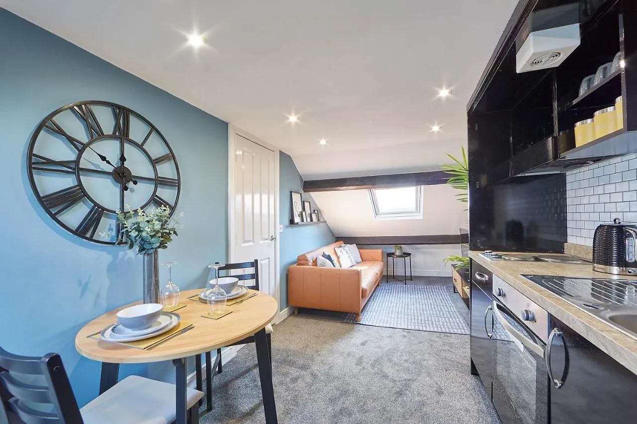 Apartment Host & Stay - The Loft Whitby